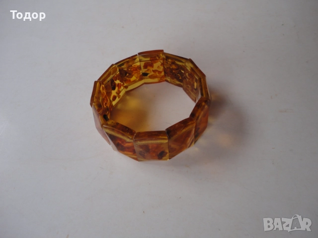 Невероятна гривна от кехлибар 1