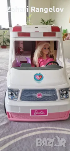 Мобилна клиника за грижи Barbie You Can Be, снимка 5 - Кукли - 50051574