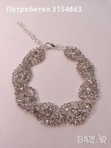 Гривна с кристали , снимка 1