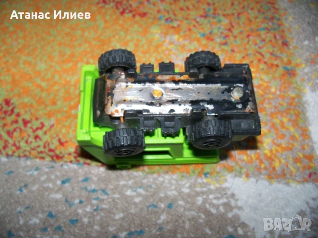 Малко ламаринено камионче, соц играчка, снимка 6 - Коли, камиони, мотори, писти - 50696025