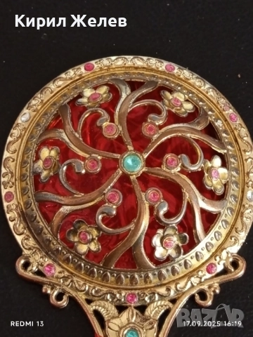 Ръчно огледало в ретро стил с камъни Сваровски орнаментирано много красиво 50554, снимка 4 - Други ценни предмети - 51746510