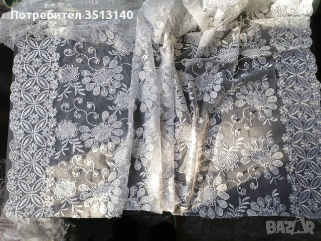 Бяла дантела бродерия 130/455 см