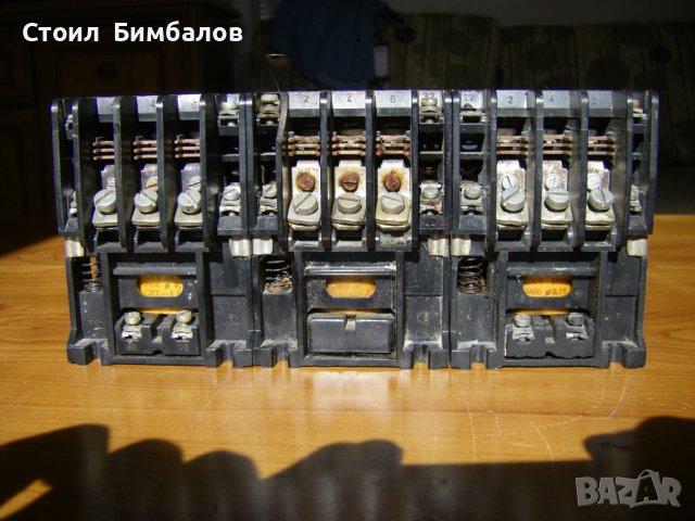 Три броя български контактори К25Е /500Волта/25Ампера, бобина на 220 Волта, снимка 3 - Други машини и части - 42756064