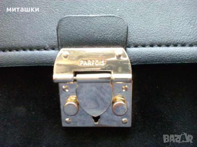 Маркова дамска чанта, снимка 2 - Чанти - 40219913