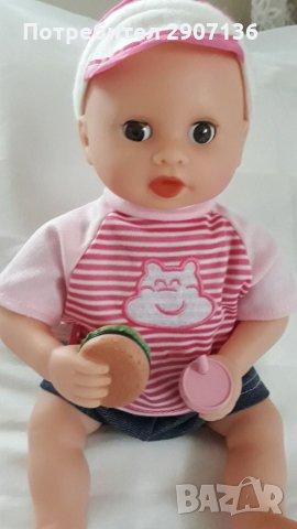 КУКЛА С ФУНКЦИИ, ГОВОРИ, ПЛАЧЕ, И СЕ ХРАНИ СЪС САНДВИЧ И ПИЕ ВОДА, снимка 4 - Кукли - 35170853