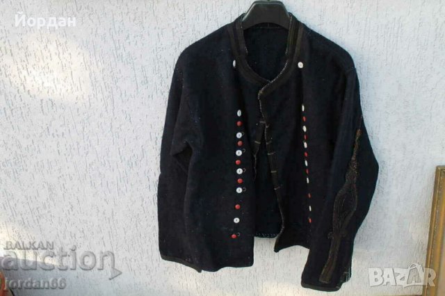 Вълнена дреха