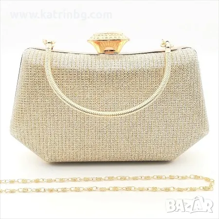 Малка официална чанта с нестандартен дизайн с дръжка и синджир златиста