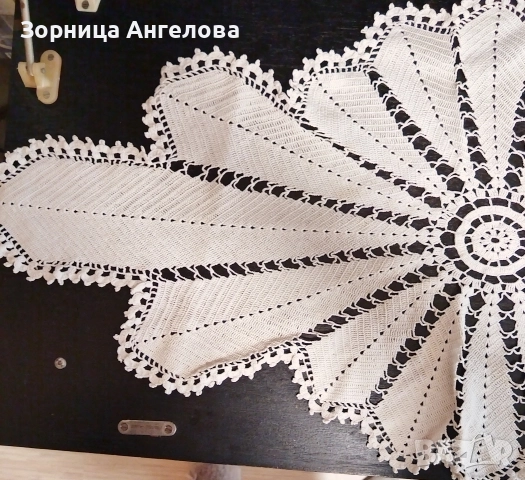  Ръчно плетено каре 80/40, снимка 5 - Антикварни и старинни предмети - 52809362