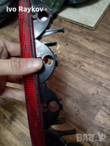 Трети  стоп за  Mitsubishi COLT - MR957379 , 2004-2008, снимка 2 - Части - 48403716