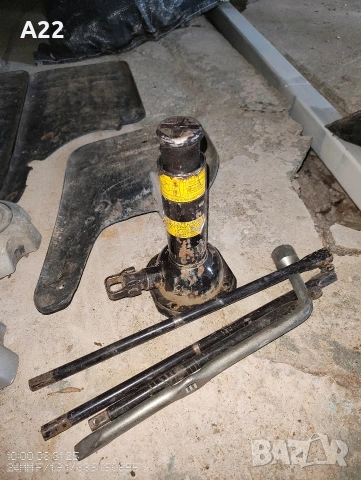 Крик Тойота Хайлукс Toyota hilux 05-13г. оригинален 