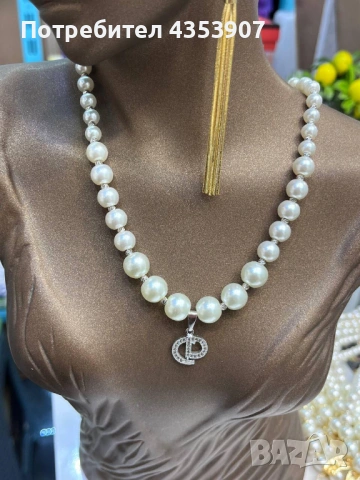 LOUIS VUITTON колие с перли, снимка 13 - Колиета, медальони, синджири - 53368307