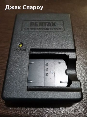 Оригинално зарядно Pentax D-BC78 за батерии D-Li78, снимка 1 - Батерии, зарядни - 32138283