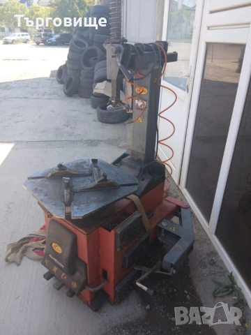 Гумомонтажна Машина