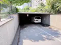 Продавам клетка в подземен гараж, снимка 1
