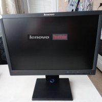 Продавам lcd монитор Lenovo 19” Think vision, снимка 1 - Монитори - 40608264