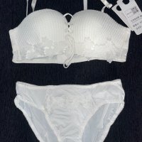 Страхотен нов сет комплект лукзозно  бяло бельо , снимка 5 - Бельо - 37567686