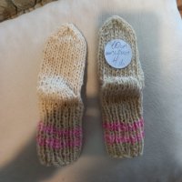 Ръчно плетени бебешки чорапи от вълна, ходило 10 См., снимка 3 - Бебешки чорапи - 39822679