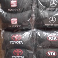 ТОП  2 бр.+подарък Високо качество черни кожени възглавници с бродиран надпис емблема на автомобил , снимка 1 - Аксесоари и консумативи - 38336469