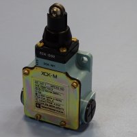 Краен изключвател Telemecanique limit switch XCK-M 102, снимка 1 - Резервни части за машини - 35058032