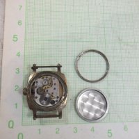 Часовник "SLAVA" ръчен дамски съветски работещ, снимка 4 - Дамски - 30495418