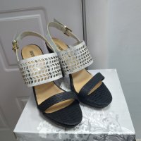 Нови дамски сандали , снимка 1 - Сандали - 38134642