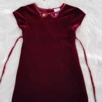 Детска рокля червено кадифе 4 години, снимка 1 - Детски рокли и поли - 42889310