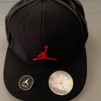 Лот шапки с Air Jordan и DC, 8-14 г. + подарък, снимка 2 - Шапки, шалове и ръкавици - 29281959