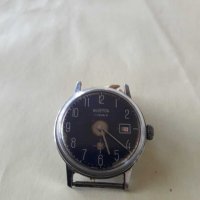 Стар механичен часовник , снимка 2 - Антикварни и старинни предмети - 29719373