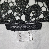 Ashley Brooke 46 Черна рокля с рязана дантела , снимка 8 - Рокли - 44919792