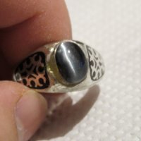 Стар красив мъжки сребърен пръстен с камък котешко око и ниело - прекрастна изработка за теб., снимка 1 - Пръстени - 31017471
