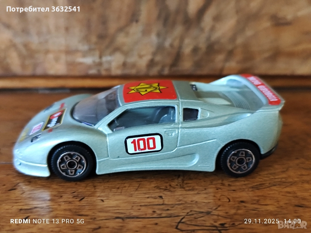 Продавам количка burago 1 / 43., снимка 1