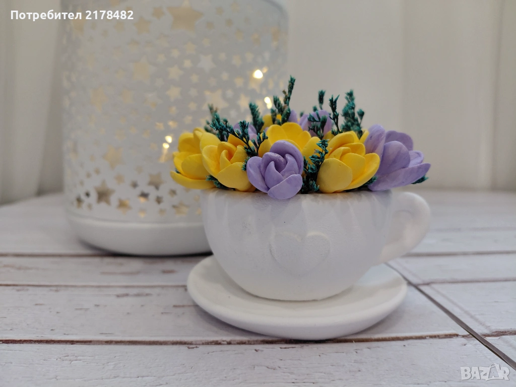 Керамичен букет с минзухари, снимка 1