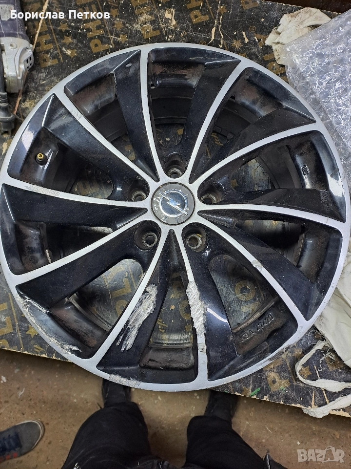 Търся такъв модел джанта 5/110/17, снимка 1