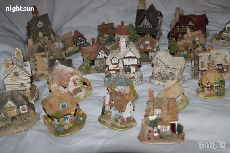 Прекрасна колекция ръчно изработени английски къщички David Winter, снимка 1