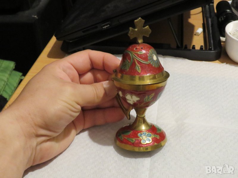 Старинно рисувано в изкрящо червено и на цветчета бронзово кадило, кандило тамянник 14см за параклис, снимка 1