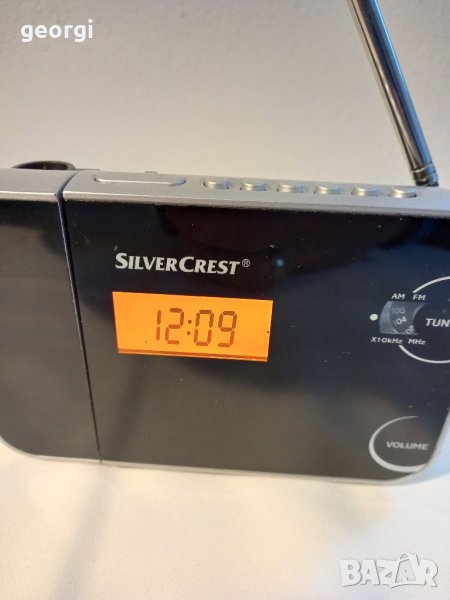 Радио часовник с аларма и лазерна проекция на часа, снимка 1