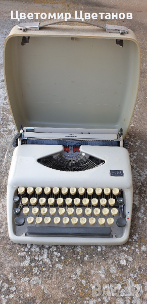 Пишеща машина Adler Tippa 1, снимка 1