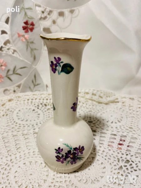 порцеланова ваза, снимка 1