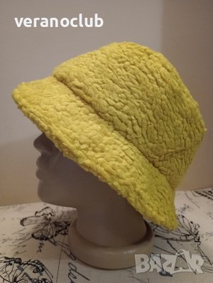 Дамска шапка Екзотика Жълта, снимка 2 - Шапки - 37792157