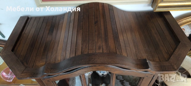 Висок дъбов шкаф с витрина, снимка 12 - Шкафове - 54133661