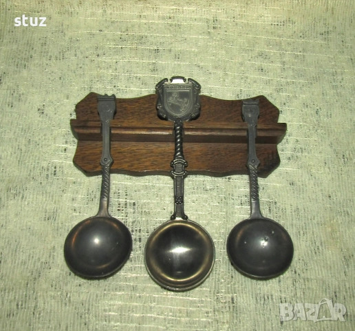 Калаени лъжици за стена с поставка