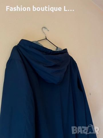 Тъмно синьо шушляково яке с качулка и джобове L размер с вътрешна памучна част 💙, снимка 3 - Якета - 52333310