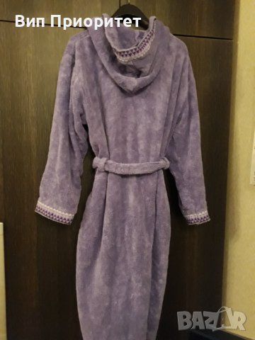 Кралски халат най-високо качество - хладко лилаво със стилна шевица, снимка 10 - Други - 39217671