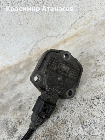 1J0907660C. Датчик, ниво на маслото за Vw голф 5.