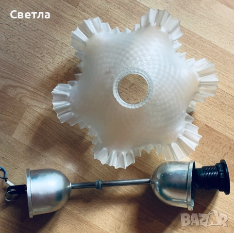 Абажури от масивно стъкло, произход Франция, от преди 1939г., по € 35 за брой, снимка 3 - Антикварни и старинни предмети - 53162635