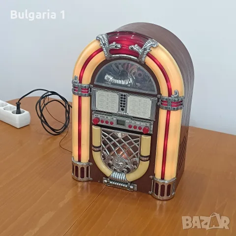 джубокс с радио и CD плейър , снимка 4 - Радиокасетофони, транзистори - 55943953