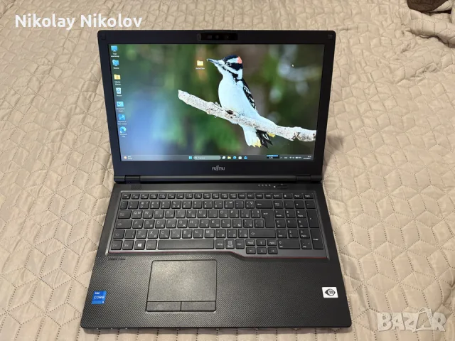 Fujitsu LIFEBOOK E5511 + Докинг станция + 2 Зарядни устройства