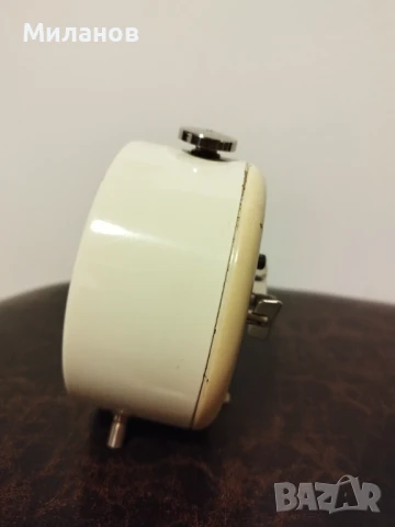 Стар механичен анимиран будилник, настолен часовник, снимка 3 - Антикварни и старинни предмети - 50845638