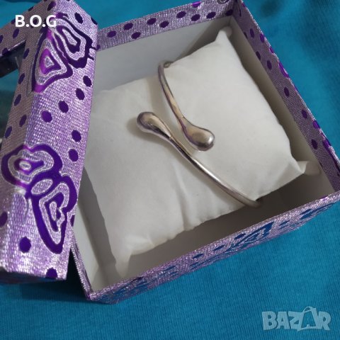 Нова, сребърна масивна гривна, снимка 2 - Гривни - 31158171