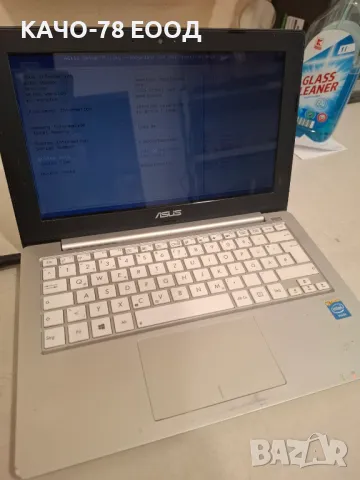 Лаптоп Asus X210E